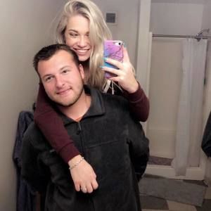 Meet your Posher, Dana